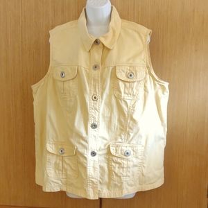 +SZ C.J. Banks SZ 2X Yellow Denim Sleeveless Vest.